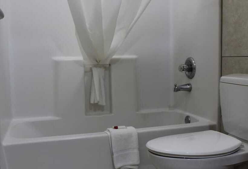 غرفة قياسية بالطابق الأرضى, Travelodge By Wyndham Florida City/homestead/everglades