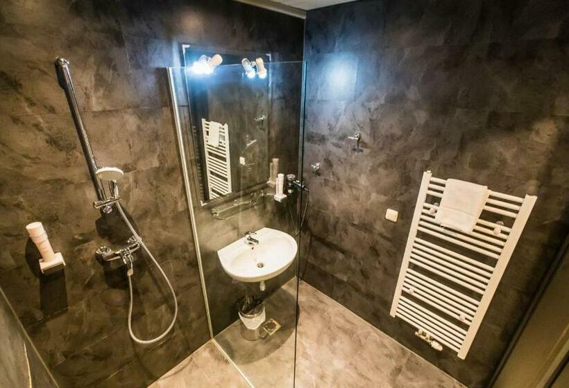 Номер Economy, Basekamp Mountain Budget