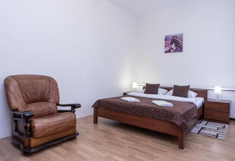 اتاق استاندارد با بالکن, Mini Hotel Guest Residence