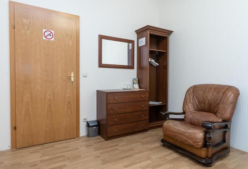 اتاق استاندارد با بالکن, Mini Hotel Guest Residence