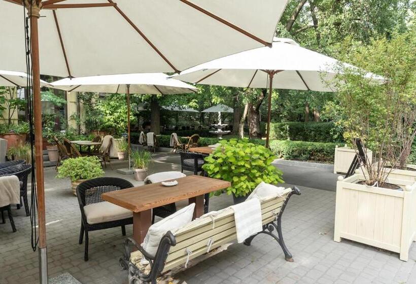 اتاق استاندارد یک تخته با بالکن, Mini Hotel Guest Residence