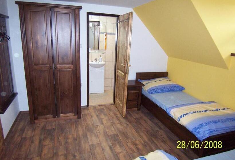 חדר סטנדרט לארבעה, Penzion Silverado