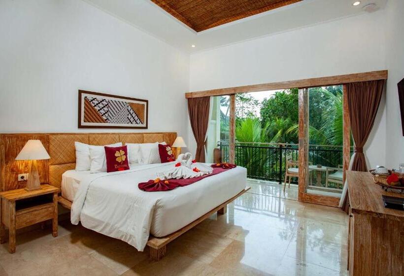 غرفة ديلوكس مطلة على حمام السباحة, The Kalyana Ubud Resort