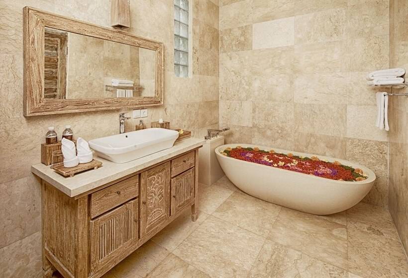 غرفة ديلوكس مطلة على حمام السباحة, The Kalyana Ubud Resort