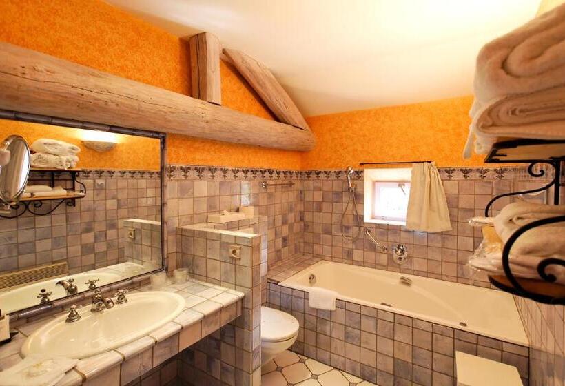 غرفة دوبلكس, Château D'adomenil