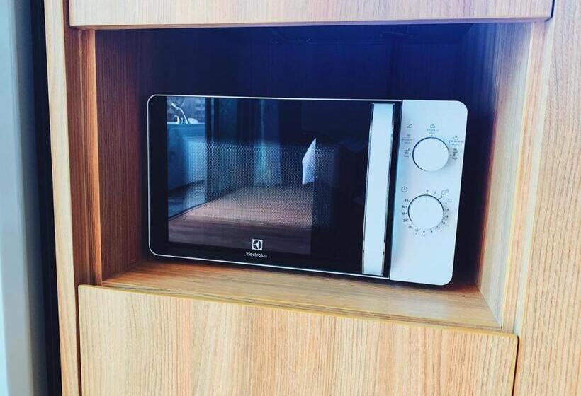 디럭스 패밀리 룸, Sky Wave Patong