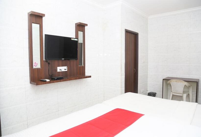 Habitació Triple Deluxe, Ulo Prince Park