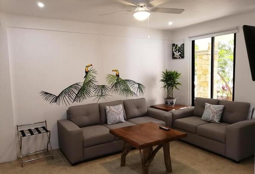 اتاق لوکس, La Sirena Playa Jaco