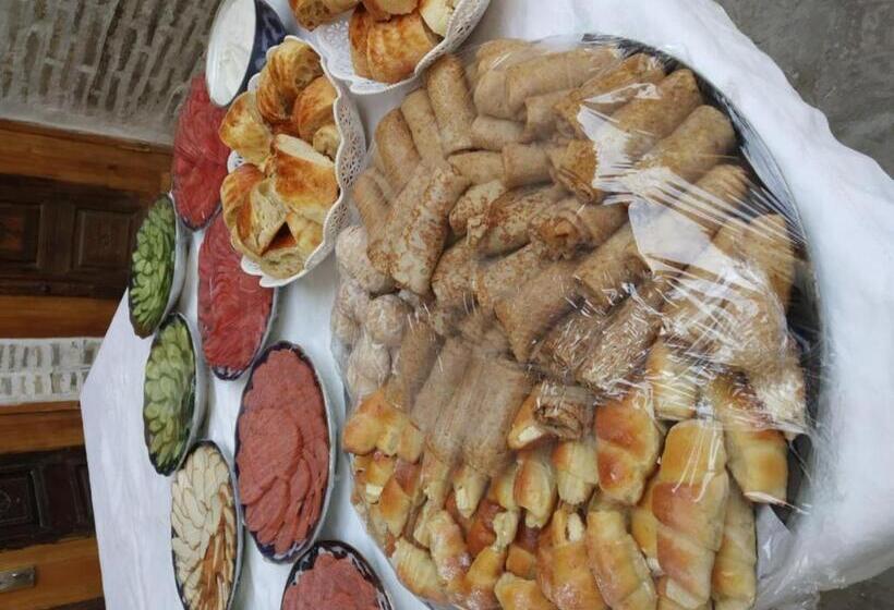 Четырехместный Номер Стандарт, Zarin Guest House B&b