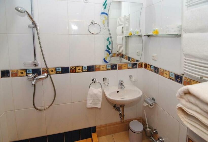 آپارتمان 1 خوابه با بالکن, Saulės Krantas