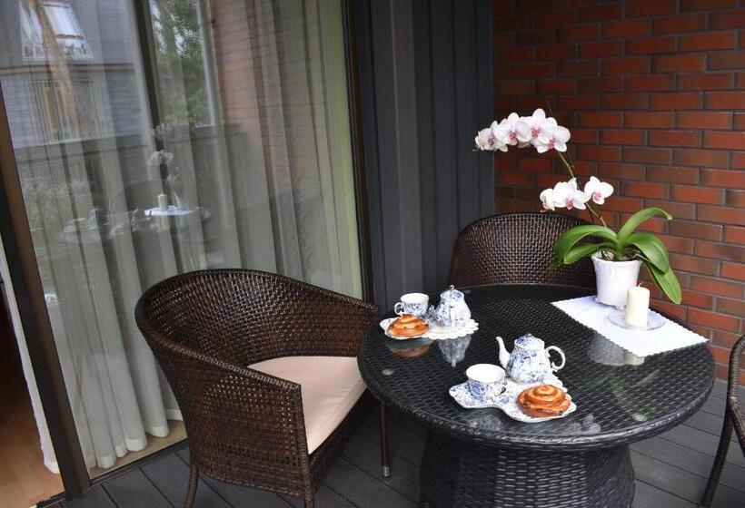 آپارتمان 1 خوابه با بالکن, Saulės Krantas