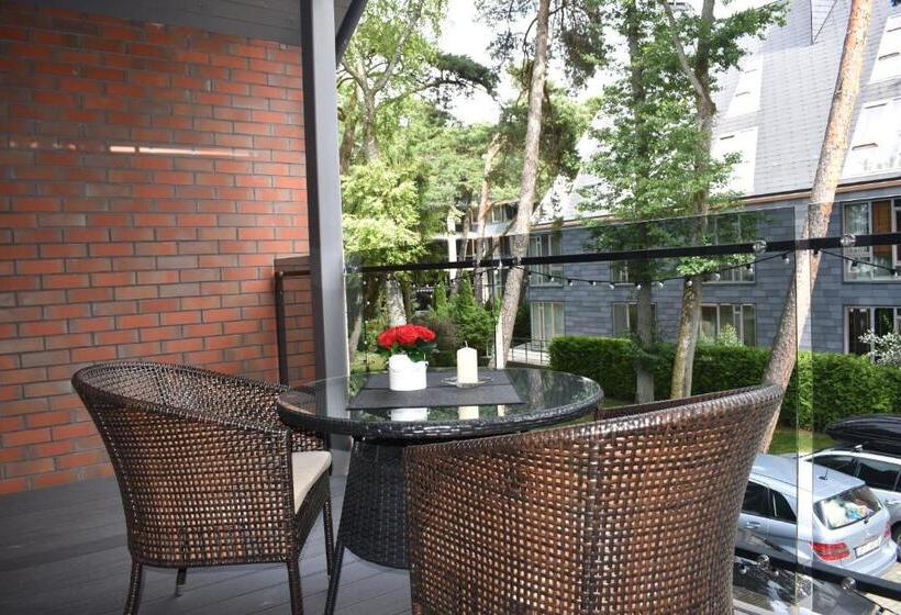 آپارتمان 1 خوابه با بالکن, Saulės Krantas