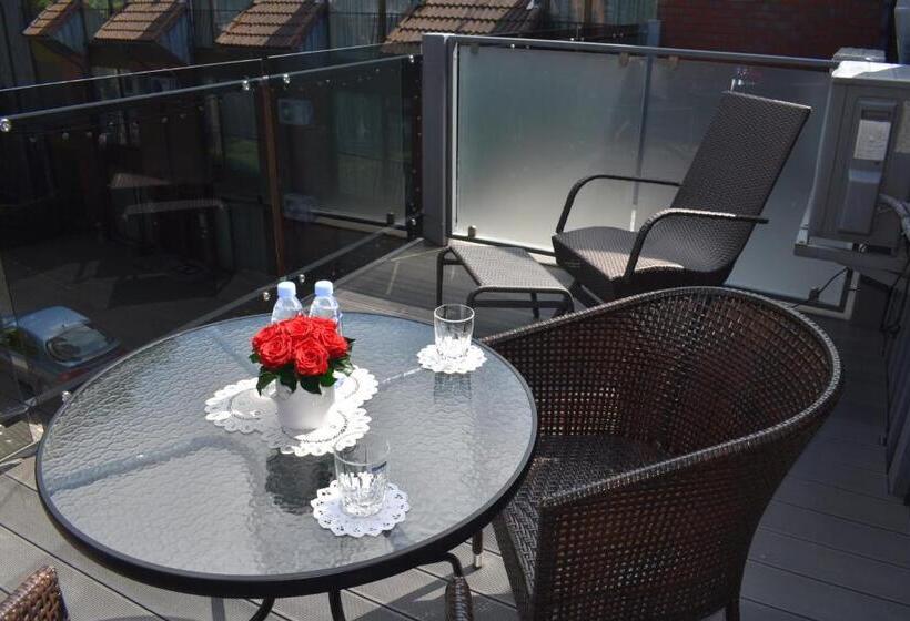 1 Bedroom Penthouse Apartment, Saulės Krantas
