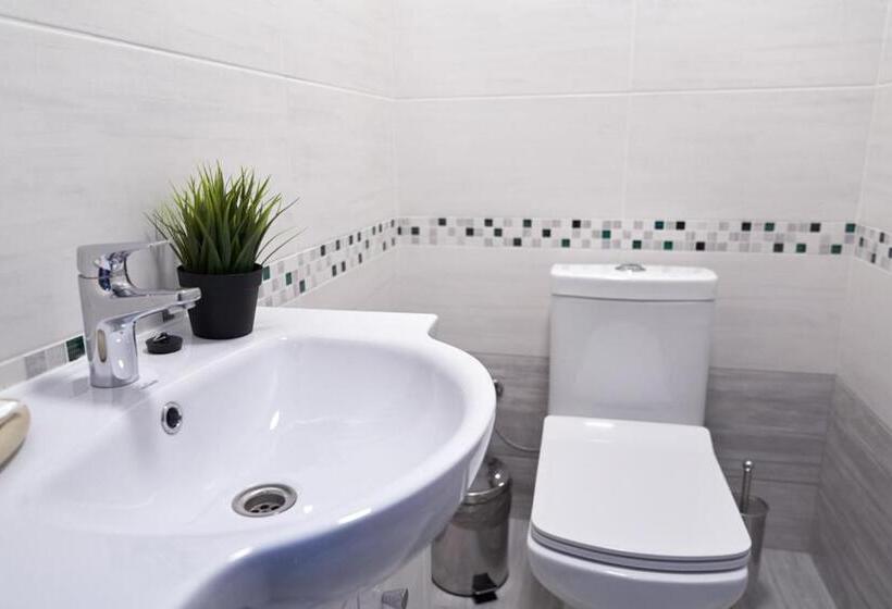 استودیوی استاندارد, Villa Gor