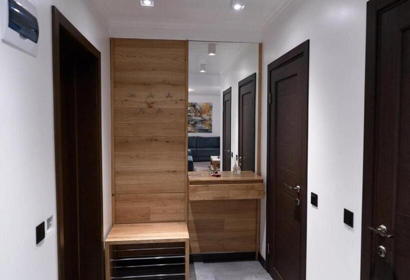 Студия Стандарт, Villa Gor