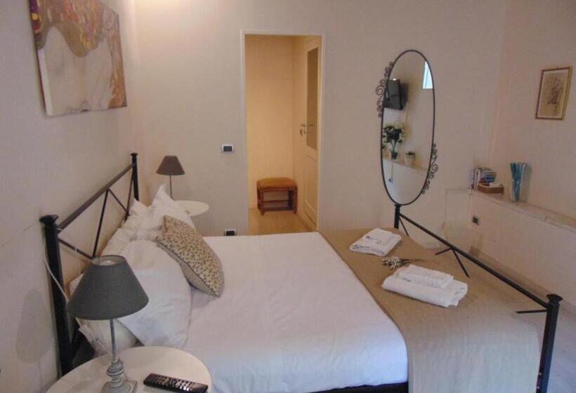 اتاق لوکس, Bargello Guest House