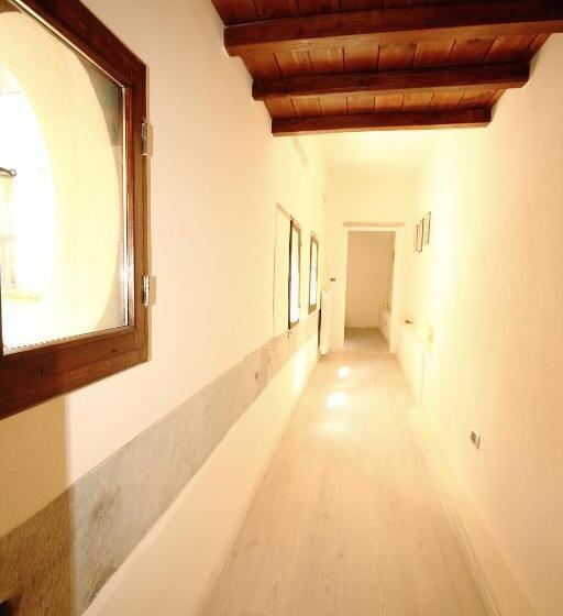 آپارتمان 2 خوابه, Bargello Guest House