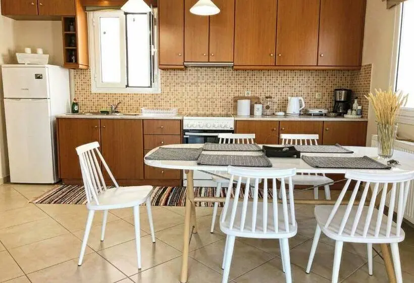 اتاق دوبلکس, Helianthus Apartments