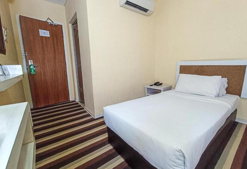 غرفة قياسية فردية, First Residence Hotel By Rvh