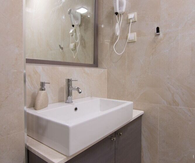 スタンダードシングルルーム, Omia