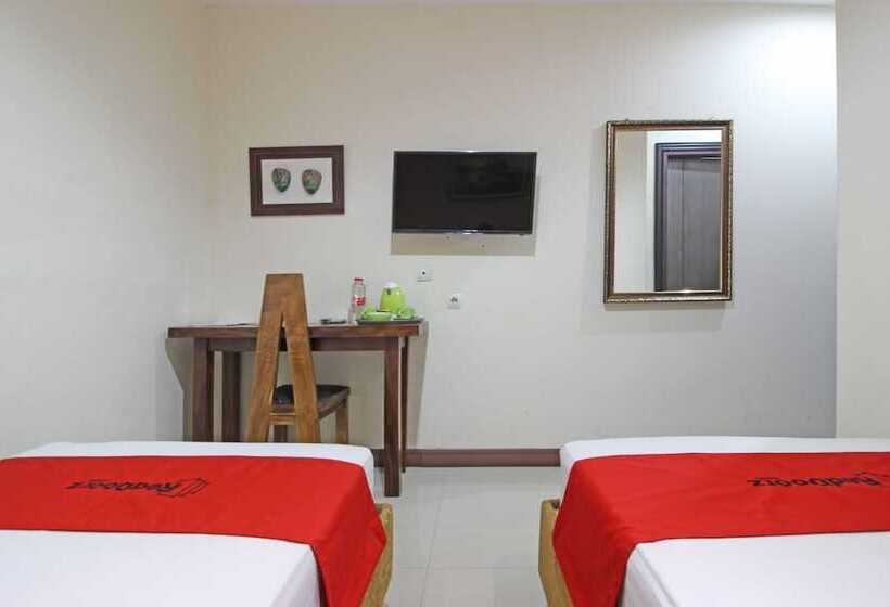 اتاق استاندارد, Reddoorz Near Uns Solo