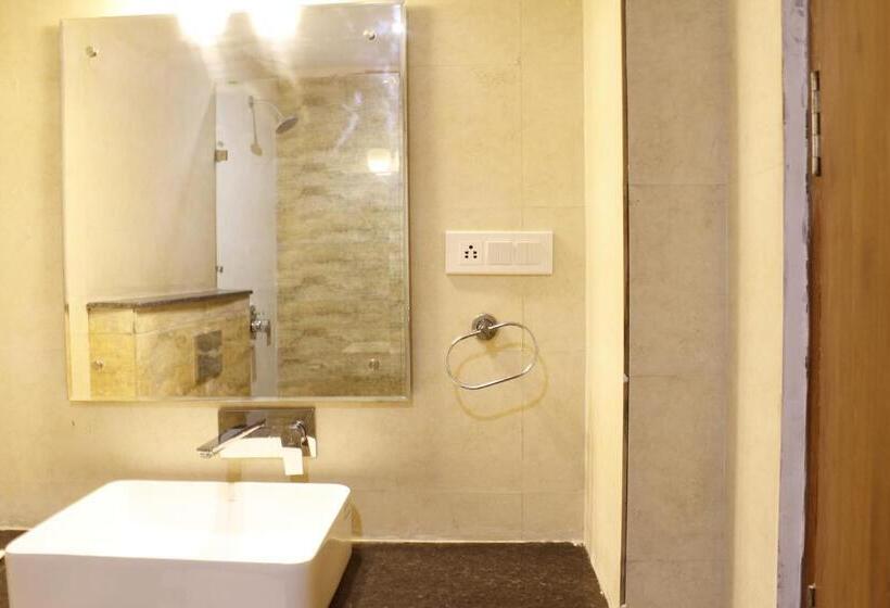 带阳台的豪华间, The Vrindwoods