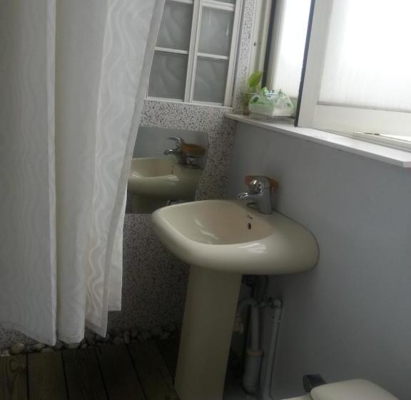 اتاق استاندارد چهار تخته, Art Taiwan Homestay