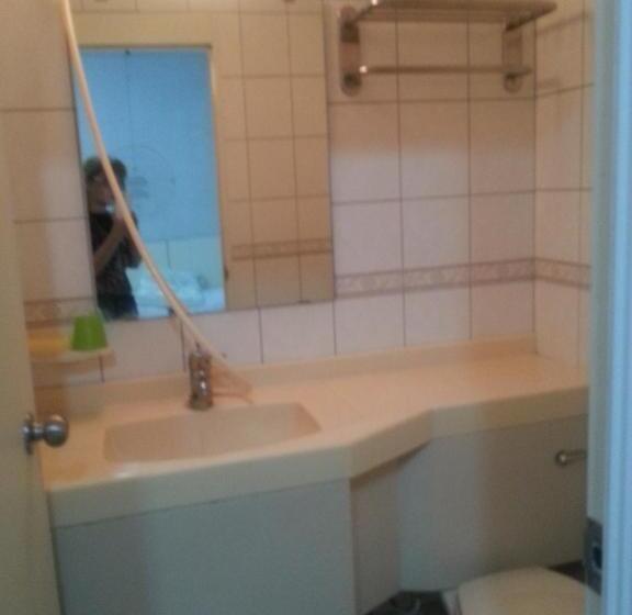 اتاق اکونومی, Art Taiwan Homestay