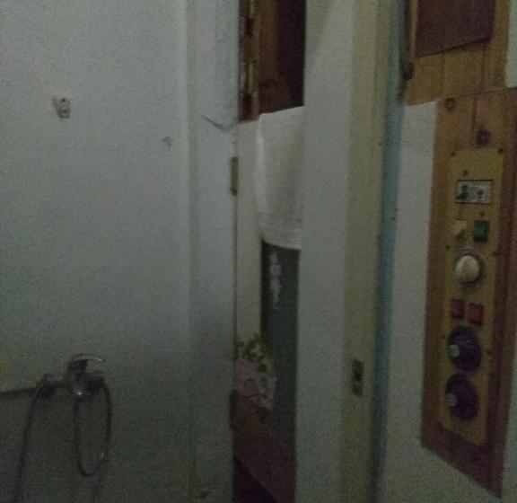 اتاق استاندارد یک تخته با سرویس بهداشتی مشترک, Art Taiwan Homestay