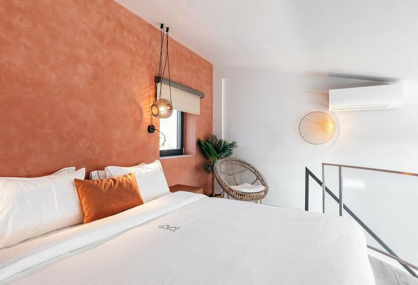 メゾネットスイート, Cocooning Suites By Blue Carpet