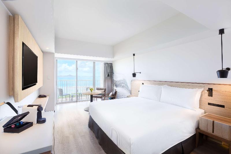 اتاق اجرایی با چشم‌انداز دریا, Hilton Okinawa Sesoko Resort