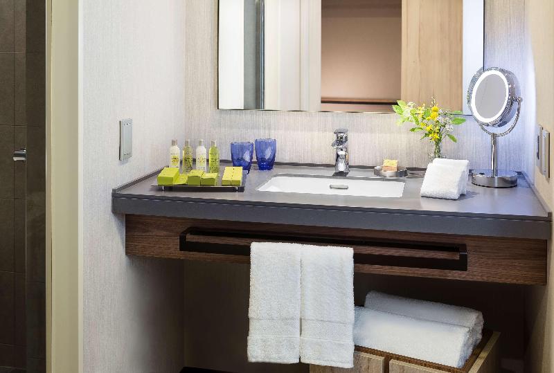 带海景的行政房, Hilton Okinawa Sesoko Resort