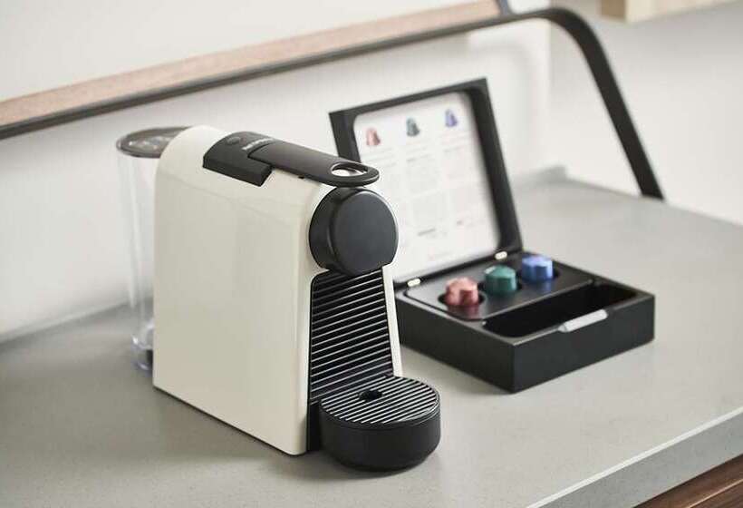 带大床的标准间, Hilton Okinawa Sesoko Resort