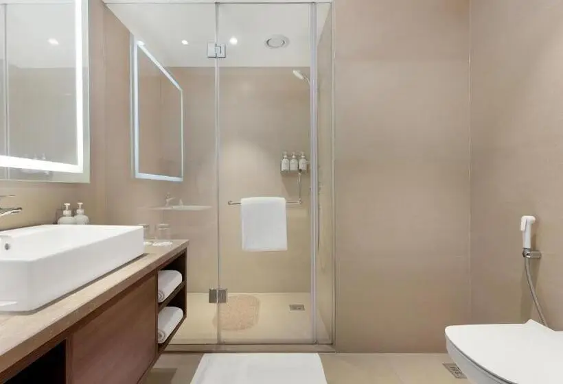 バルコニー付スイート, Holiday Inn Gurugram Sector 90, An Ihg
