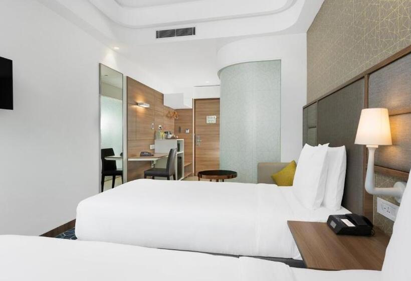 带城市景观的标准间, Holiday Inn Gurugram Sector 90, An Ihg