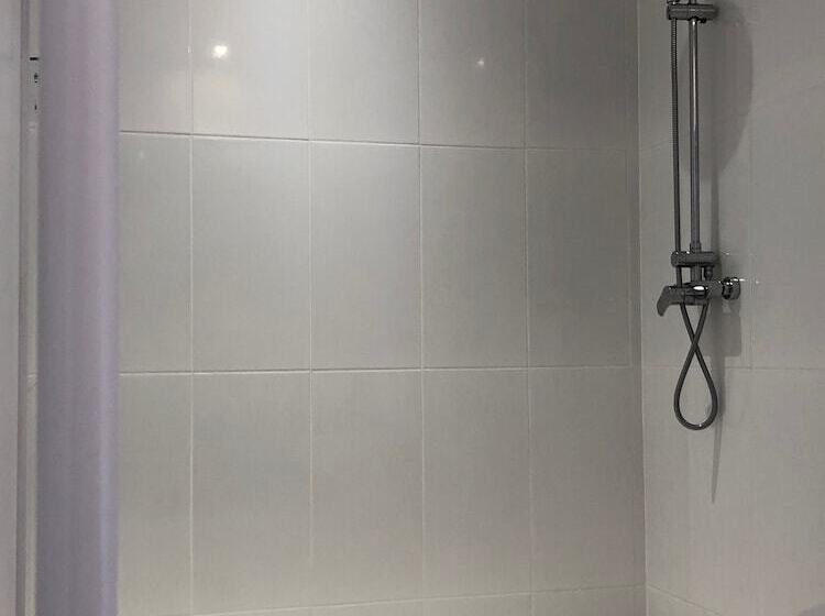 Номер Стандарт Адаптированный для Инвалидов, Chambres D Hotes 1001 Nuits Montalivet