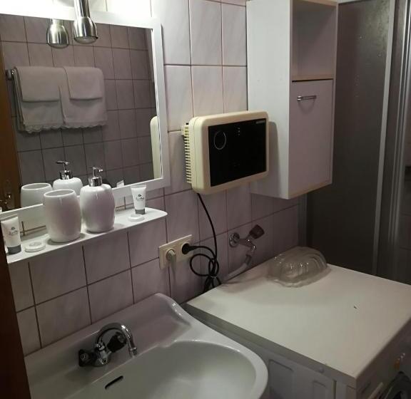 디럭스 패밀리 룸, Privatzimmer Dimitrova