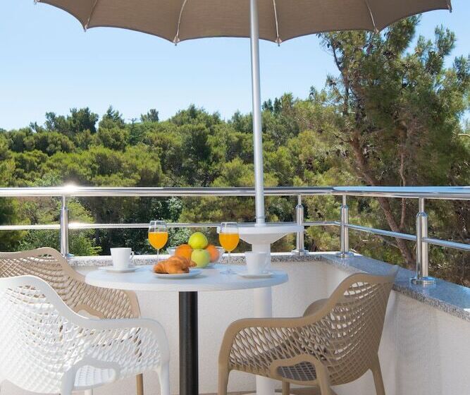 ２ベッドルームのコンフォートアパートメント, Aparthotel Punta Blu   Pool & Spa