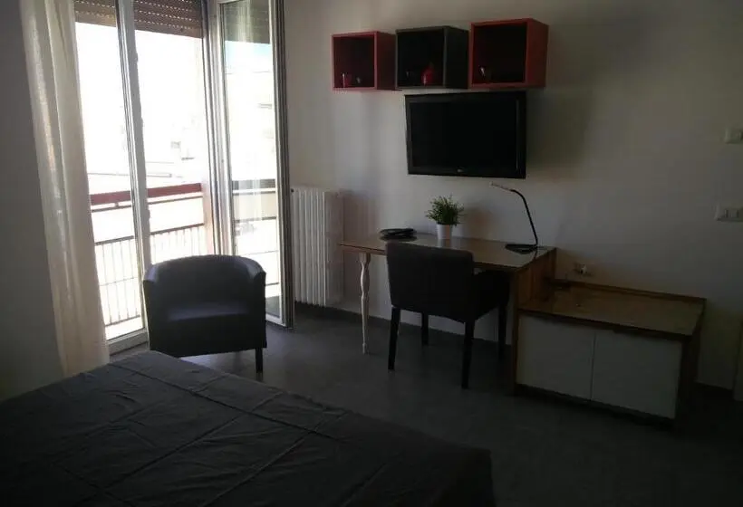 スタンダードトリプルルーム, B&b Via Roma 15