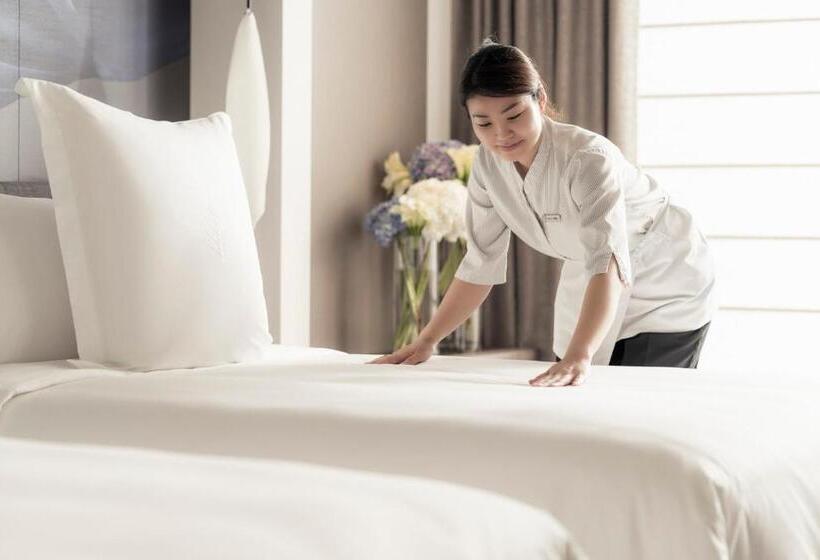 חדר דלוקס,מיטת קינג עם נוף לעיר, Four Seasons Hotel Tokyo At Otemachi