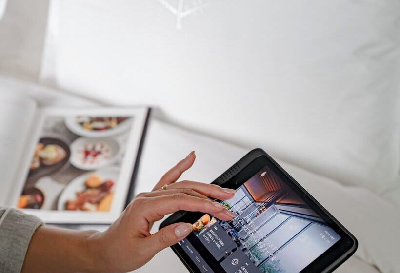 סוויטה נוף לגינה, Four Seasons Hotel Tokyo At Otemachi