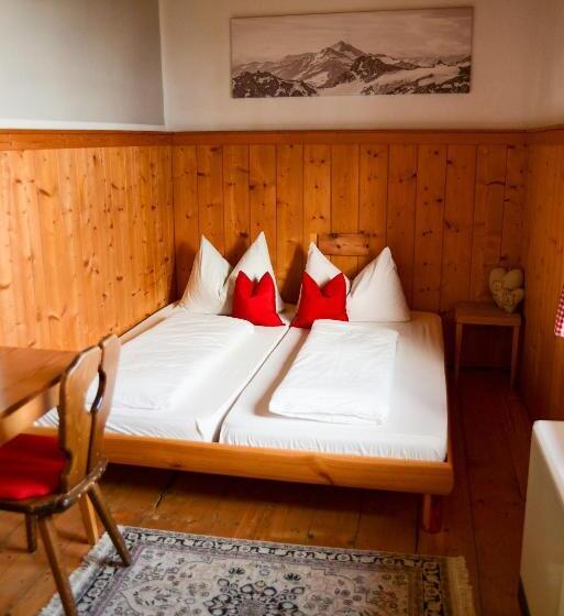 חדר סטנדרט, Gjaid Alm 1739m Am Dachstein Only Accessible By Cable Car