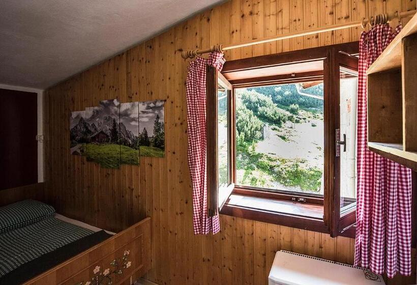 חדר סטנדרט, Gjaid Alm 1739m Am Dachstein Only Accessible By Cable Car