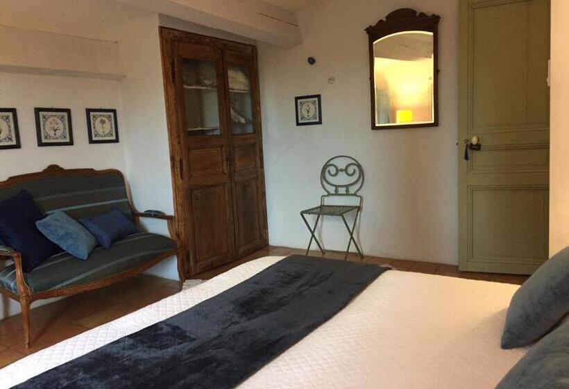 패밀리 스위트, Les Aiguières En Provence