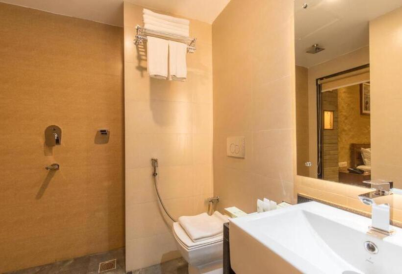 اتاق سوپریور خانوادگی, Bar Peepal Resort