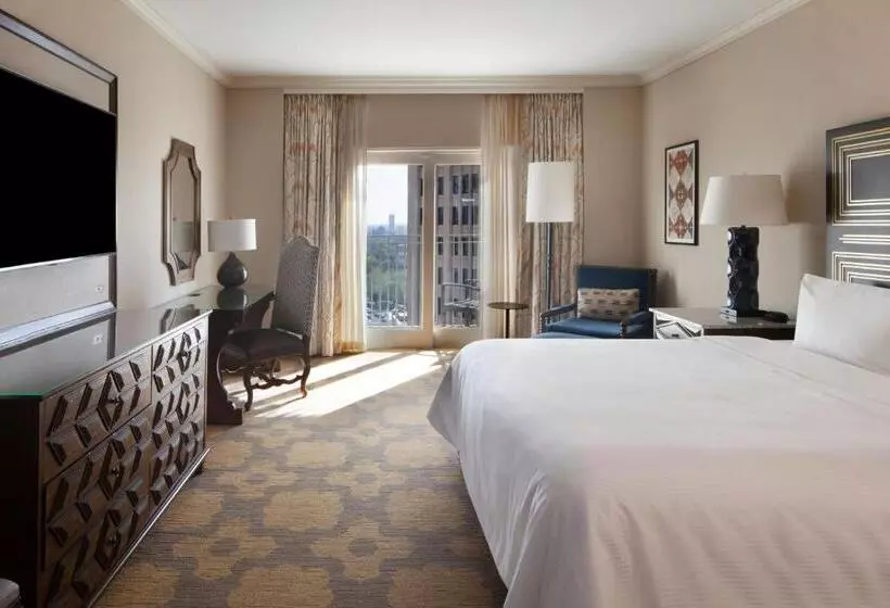 اتاق دلوکس با تخت کینگ و چشمانداز, The Westin Riverwalk, San Antonio