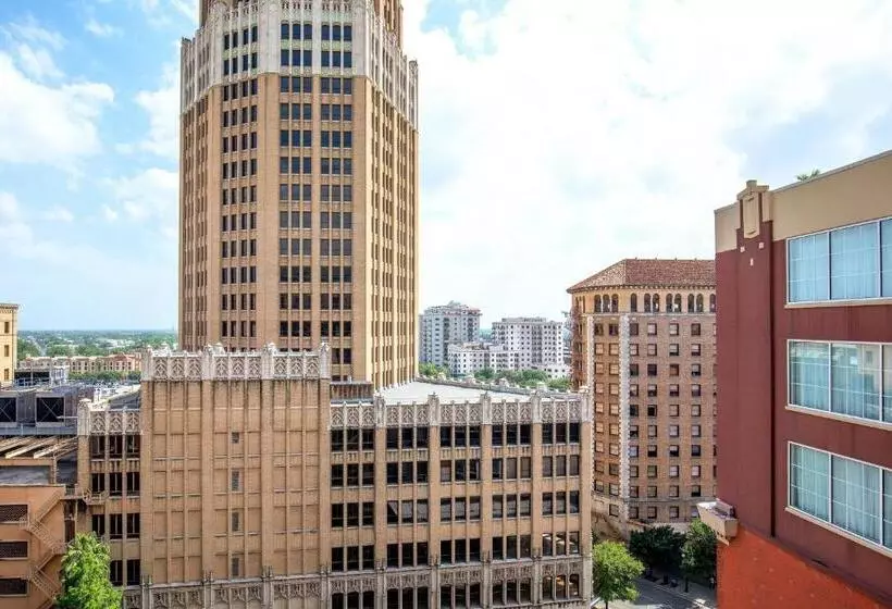 اتاق کلاسیک با چشمانداز شهر, The Westin Riverwalk, San Antonio