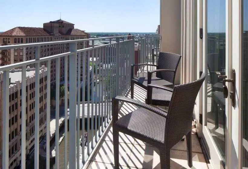 سوئیت با چشمانداز, The Westin Riverwalk, San Antonio