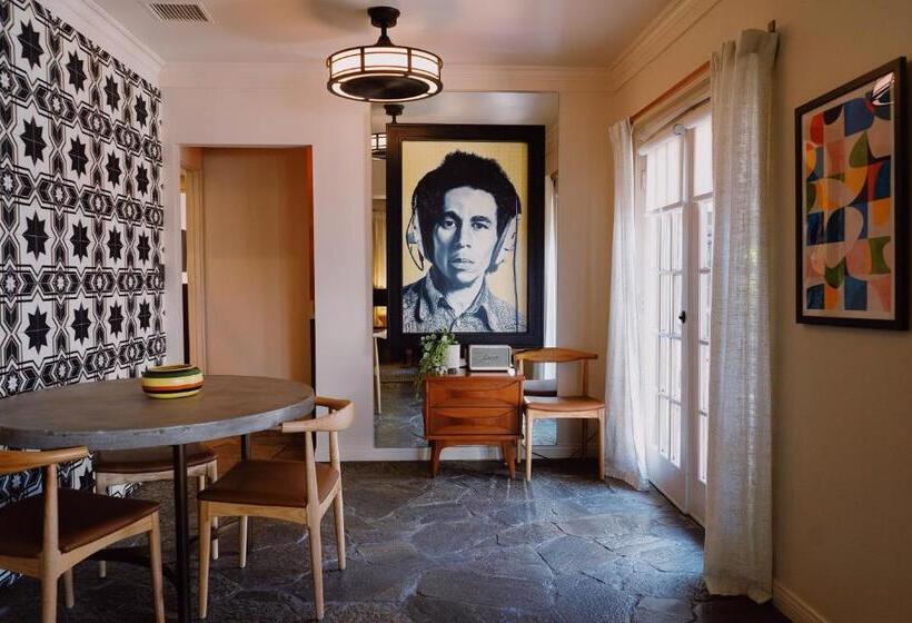 标准间, Villa Royale