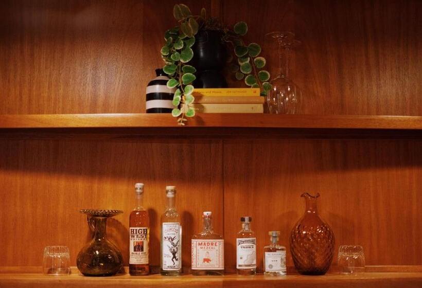 标准间, Villa Royale